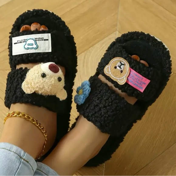 Cute Black Fuzzy Bear Slippers - Picture 5 of 6